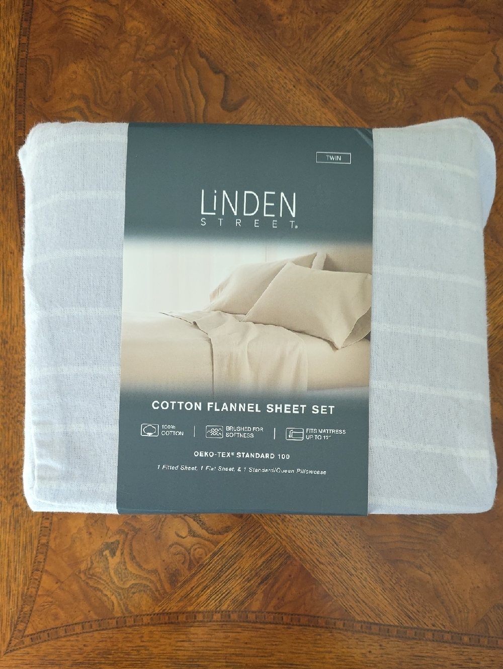 Linden Street Cotton Flannel TWIN Sheet Set  Simple Stripe - Light Gray - NEW